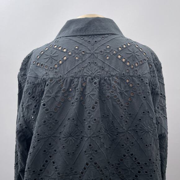 Talbots Top Women 1X Black Eyelet Lace Embroidered Long Sleeve Button Up - Picture 5 of 10